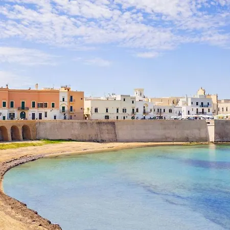 Alojamento de Acomodação e Pequeno-almoço Secret 4*